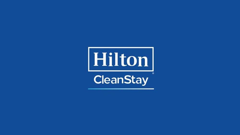 Embassy Suites Tysons Corner Ngoại thất bức ảnh