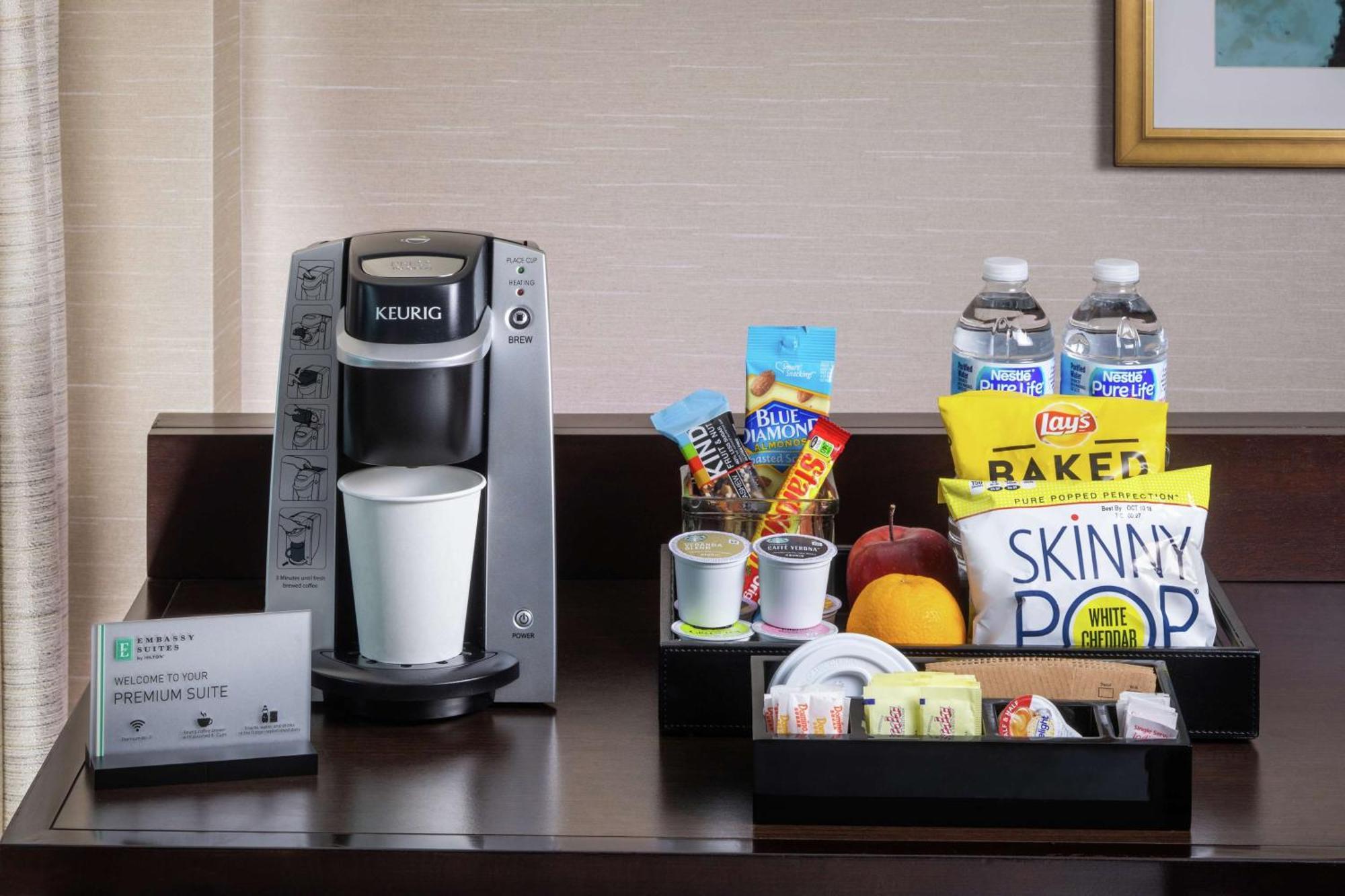 Embassy Suites Tysons Corner Ngoại thất bức ảnh