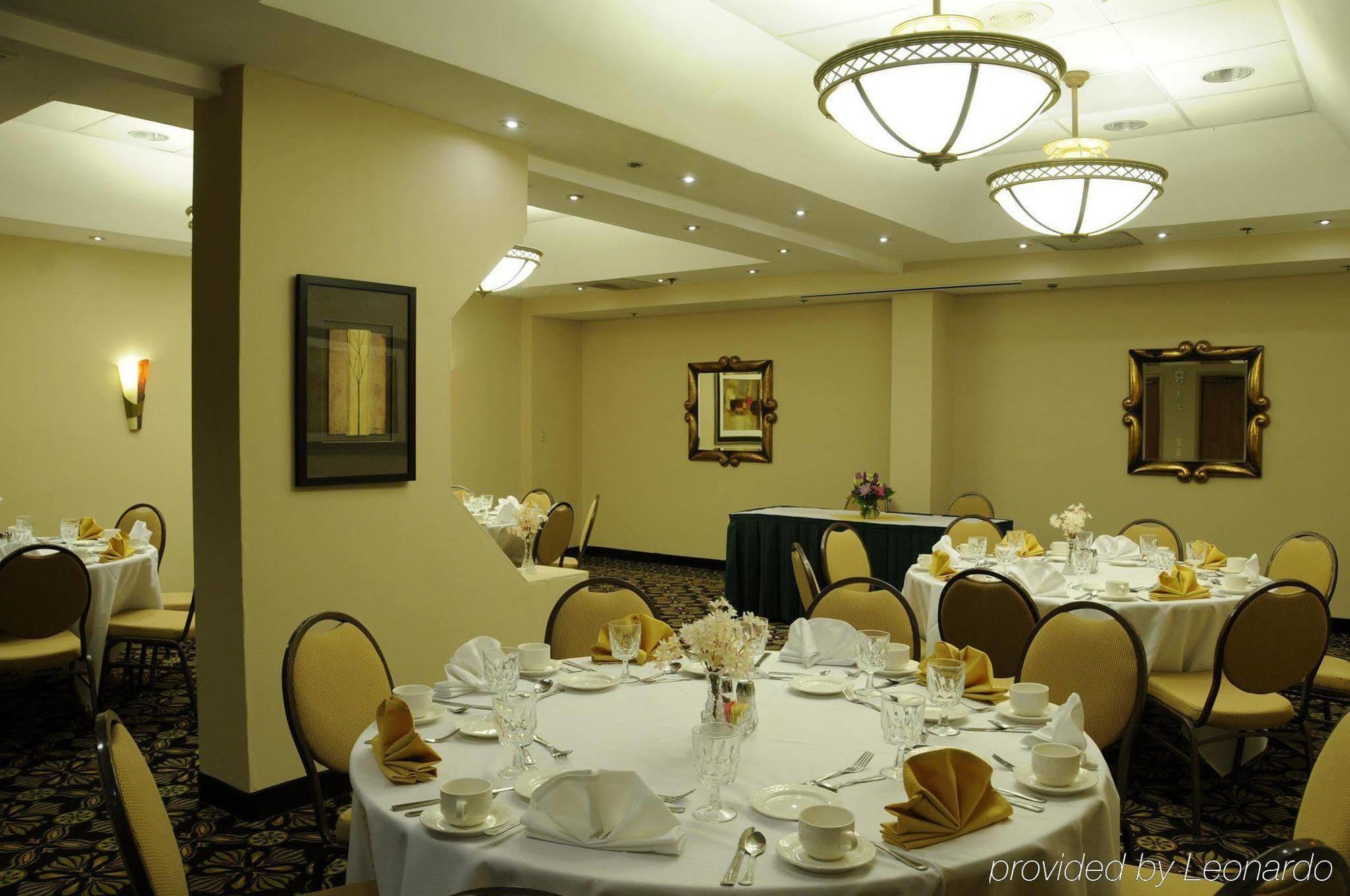 Embassy Suites Tysons Corner Nhà hàng bức ảnh